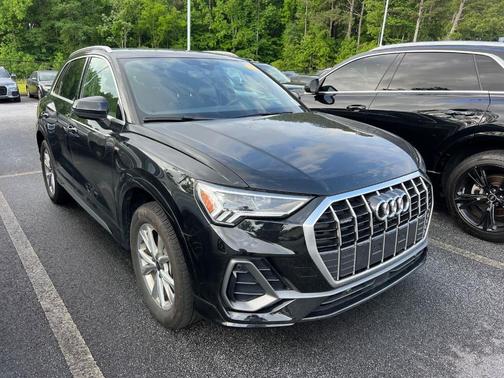 2024 Audi Q3 45 S line Premium