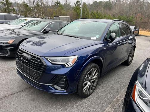 2025 Audi Q3 45 S line Premium