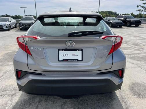 Silver Knockout Metallic 2019 Toyota C-HR LE