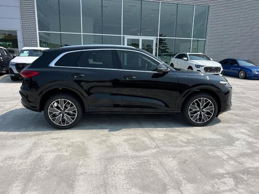 2025 Audi Q5 2.0T quattro Premium