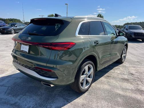 2025 Audi Q5 2.0T quattro Premium