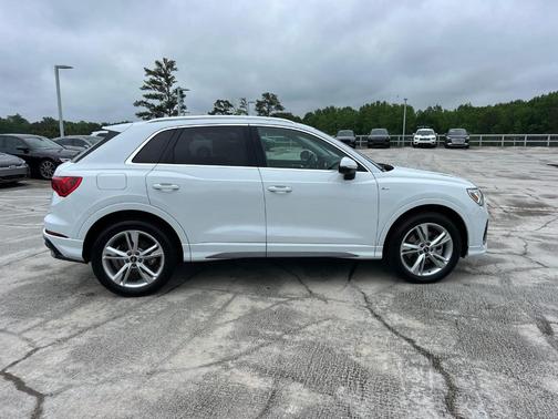 2022 Audi Q3 45 S line Premium Plus