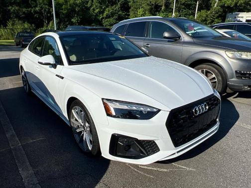 2025 Audi A5 Sportback S line Premium