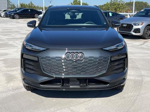 2025 Audi Q6 e-tron Premium