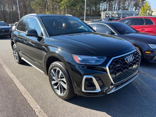 2023 Audi Q5 45 S line Premium Plus