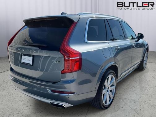 2019 Volvo XC90 T6 Inscription