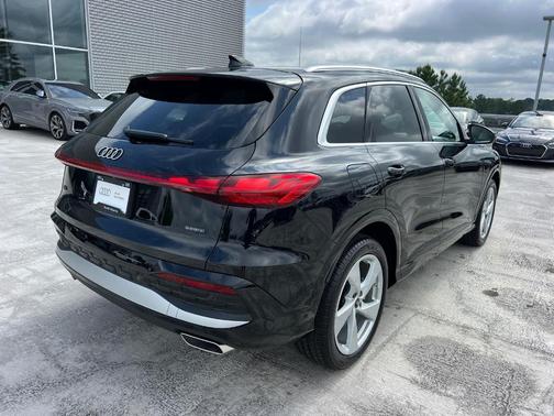 2025 Audi Q5 2.0T quattro Premium