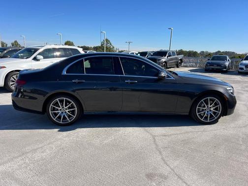 2022 Mercedes-Benz E-Class E 350