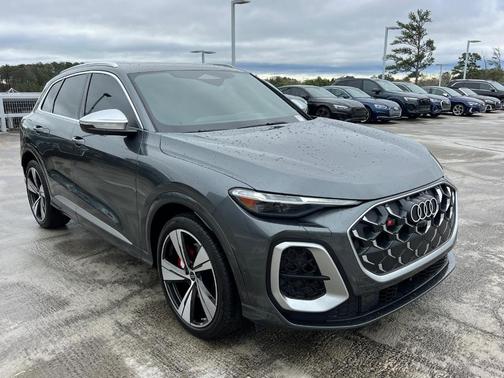 2025 Audi SQ5 3.0T quattro Premium