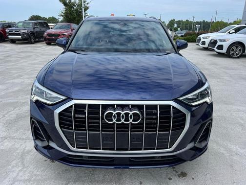 2024 Audi Q3 45 S line Premium