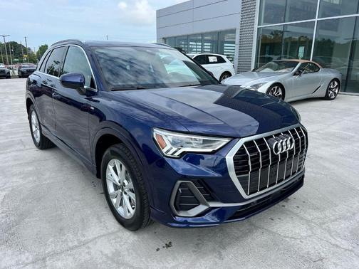 2024 Audi Q3 45 S line Premium