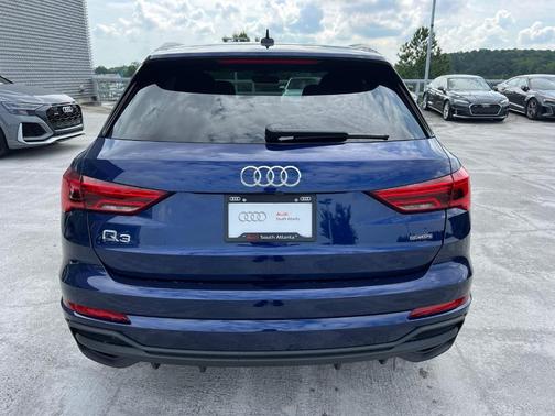 2024 Audi Q3 45 S line Premium