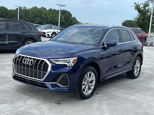 2024 Audi Q3 45 S line Premium