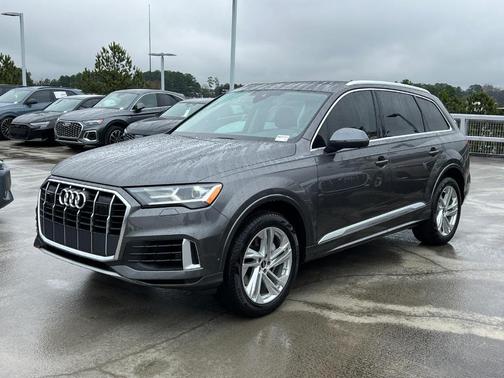 2022 Audi Q7 55 Premium Plus
