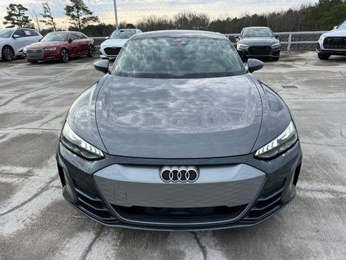 2022 Audi e-tron GT Premium Plus