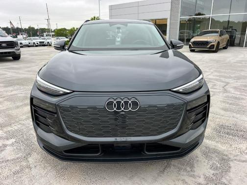 2025 Audi Q6 e-tron Premium