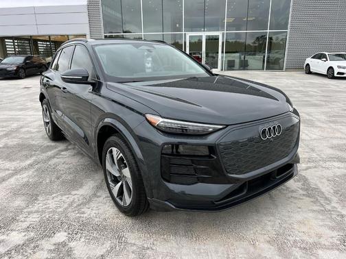 2025 Audi Q6 e-tron Premium