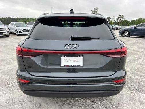 2025 Audi Q6 e-tron Premium