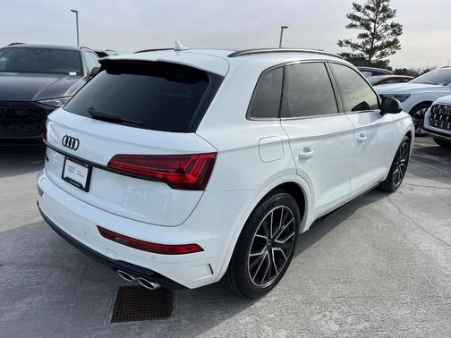 2023 Audi SQ5 3.0T Premium Plus
