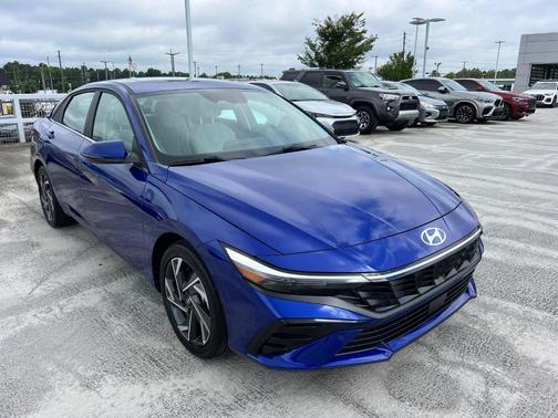 2024 Hyundai ELANTRA HEV Limited