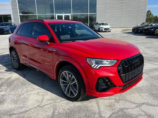 2025 Audi Q3 45 S line Premium