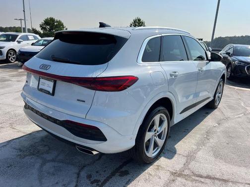 2025 Audi Q5 2.0T quattro Premium