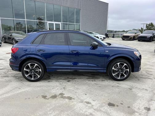 2025 Audi Q3 45 S line Premium