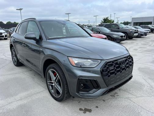 2025 Audi Q5 55 S line quattro Premium