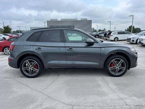 2025 Audi Q5 55 S line quattro Premium
