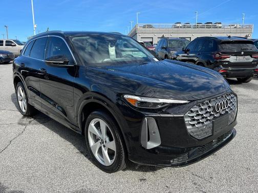 2025 Audi Q5 2.0T quattro Premium