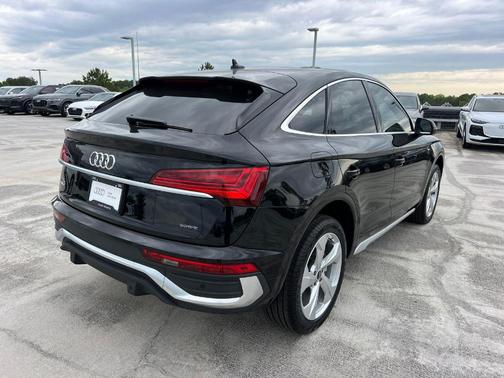 2025 Audi Q5 45 S line quattro Premium