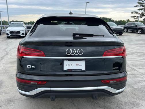 2025 Audi Q5 45 S line quattro Premium