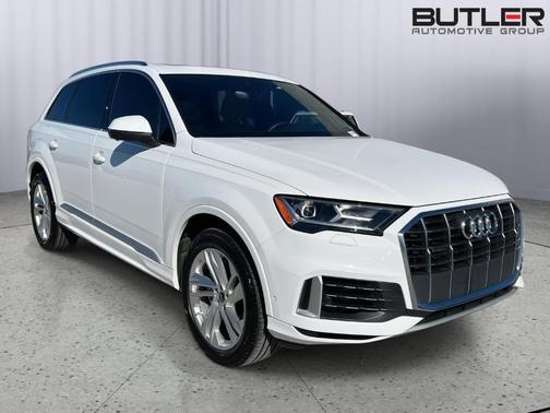 2022 Audi Q7 55 Premium