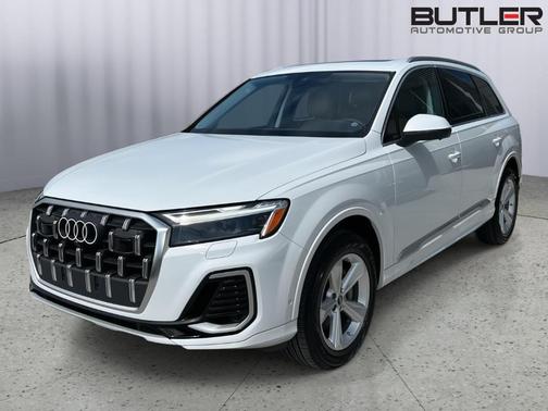 2025 Audi Q7 55 Premium
