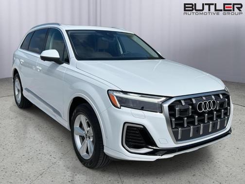 2025 Audi Q7 55 Premium
