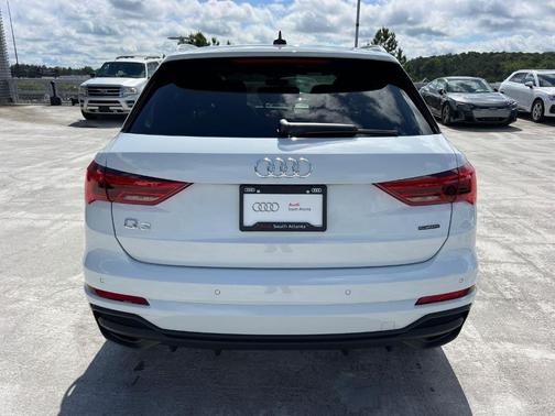 2025 Audi Q3 45 S line Premium