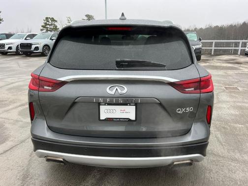 2022 INFINITI QX50 Luxe
