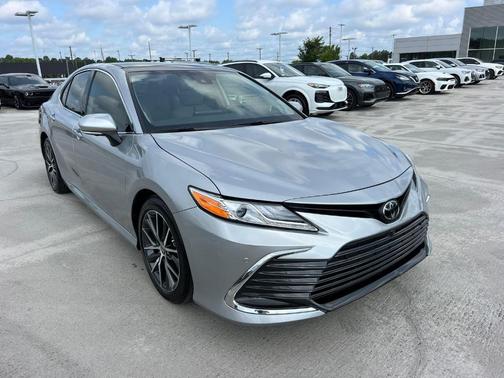 2023 Toyota Camry XLE