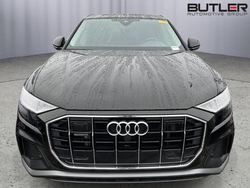 2023 Audi Q8 55 Premium Plus