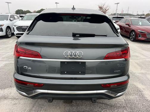 2023 Audi Q5 45 S line Premium Plus