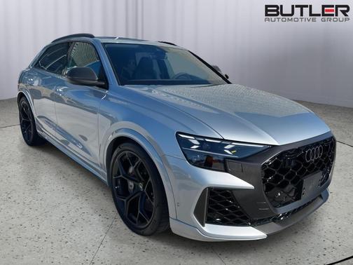 2025 Audi RS Q8 4.0T quattro performance