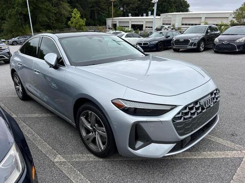 Florett Silver Metallic 2025 Audi A5 2.0T quattro Premium