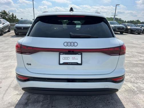 2025 Audi Q6 e-tron Premium
