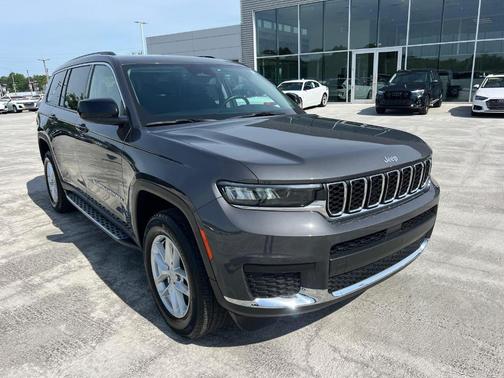 2022 Jeep Grand Cherokee L Laredo