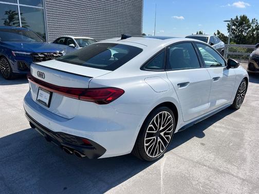 Glacier White Metallic 2026 Audi S5 PRESTIGE