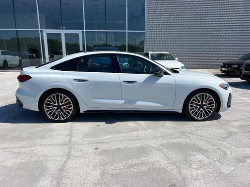 Glacier White Metallic 2026 Audi S5 PRESTIGE