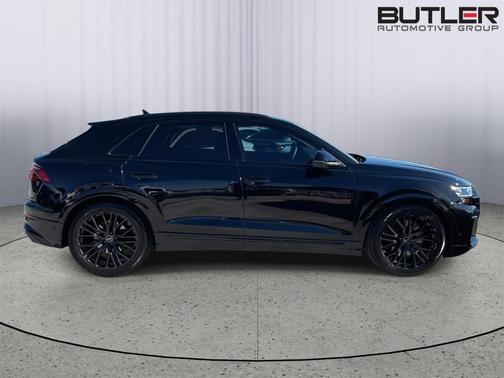 2025 Audi SQ8 4.0T quattro Premium Plus