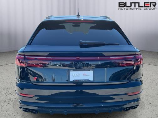 2025 Audi SQ8 4.0T quattro Premium Plus
