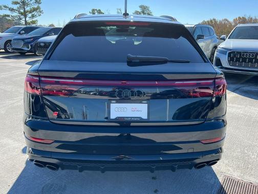 2025 Audi SQ8 4.0T quattro Premium Plus