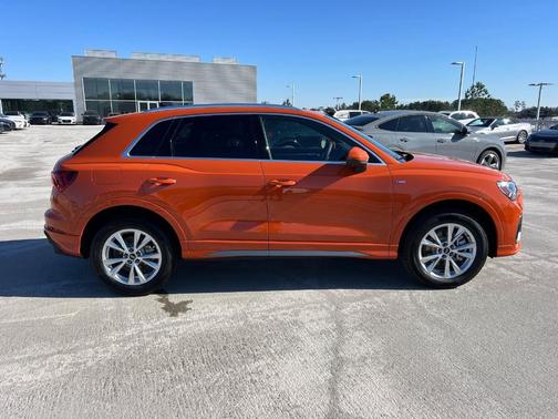 2025 Audi Q3 45 S line Premium